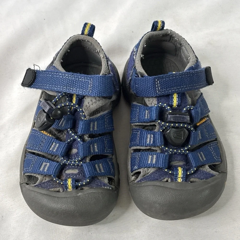 Keen Newport H2 Blue Sandals Kid Sz 8 Waterproof Outdoor Hiking Fisherman Shoes